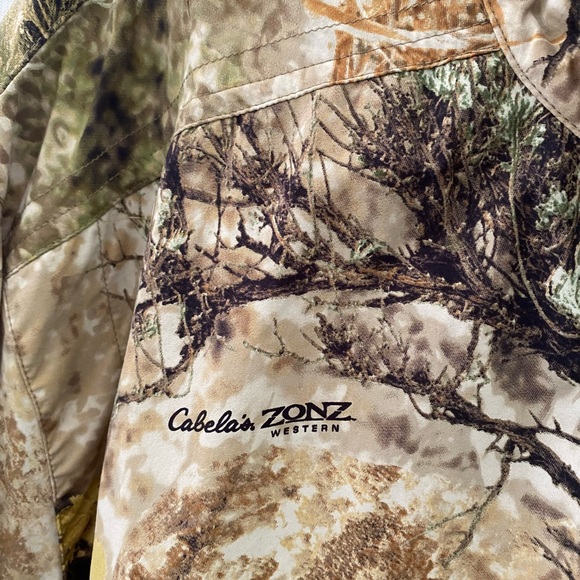CABELA’S  3XL LIGHTWEIGHT CAMO WINDBREAKER - Picture 3 of 4